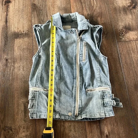 Rebecca Taylor Women’s sleeveless Zipper Denim Vest Size XS Jacket Lightwash - Picture 9 of 9